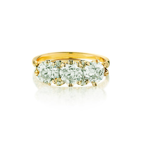 Ladies Vintage 14kt Yellow Gold 3-Stone Diamond Ring. 2.50ct Tw European Cut Diamonds