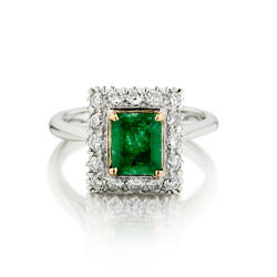 Ladies 14kt W/G Emerald and Diamond Ring.