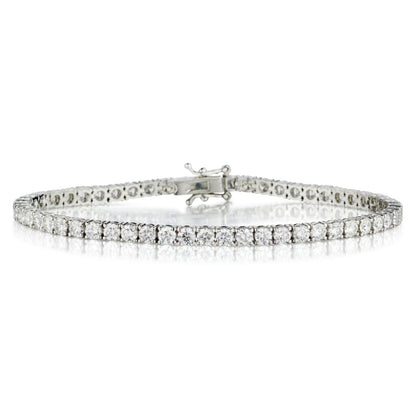 Ladies 14kt W/G Diamond Tennis Bracelet Featuring 4.50ct Tw Brilliant Cut Diamonds