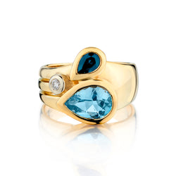 18kt Yellow Gold Colored Stone Ring by Manfreli.