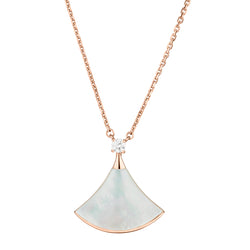 Bvlgari " Diva's Dream " Mother of Pearl Necklace. 18kt Rose Gold