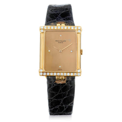 Patek Philippe Ultra Slim 18kt Yellow Gold Wristwatch. Manual winding. Ref: 3776