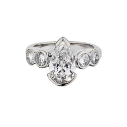 Ladies 18kt W/G Natural Diamond Pear Shape Ring. 2.92ct Tw