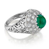 LADIES Vintage Platinum 2.00 ct Green Emerald and Diamond Ring. Circa 1930.