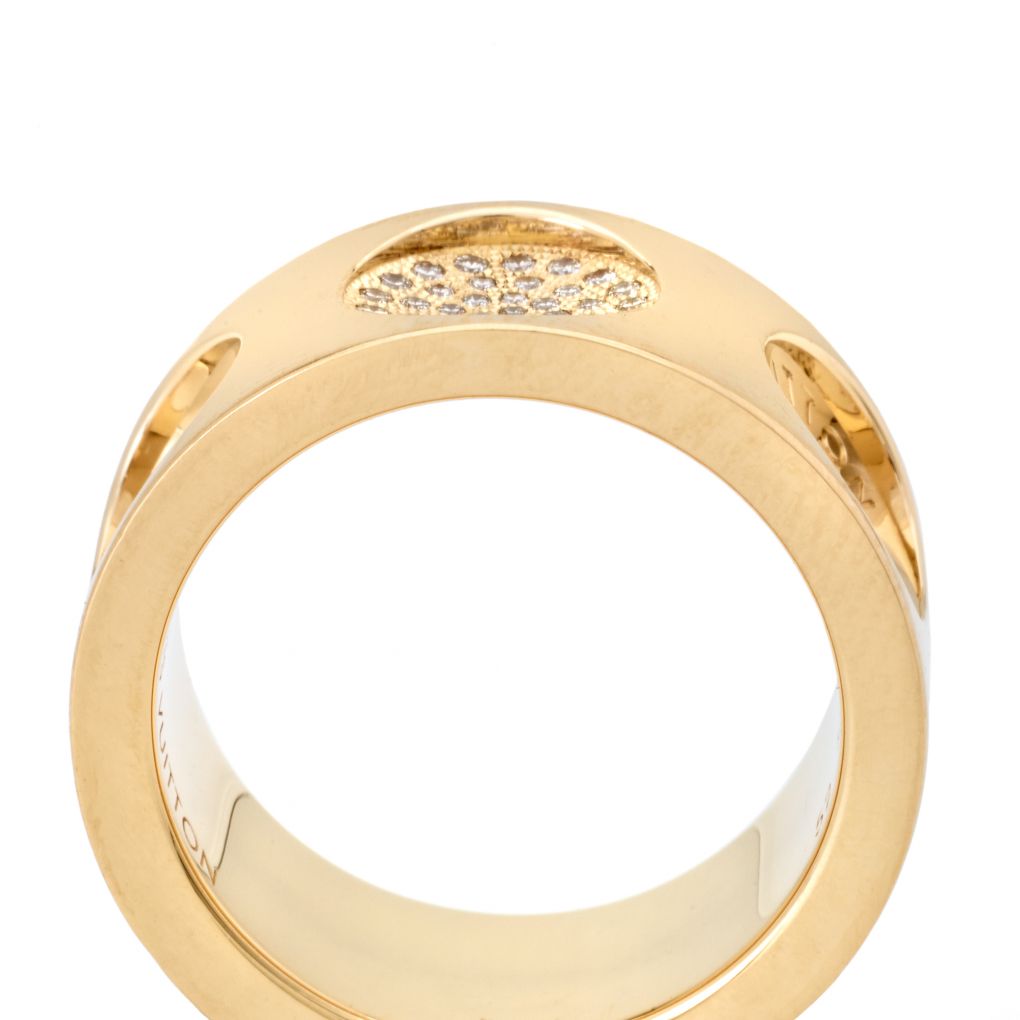 Louis Vuitton Large Empreinte Yellow Gold Ring Sz 52 – Van Rijk