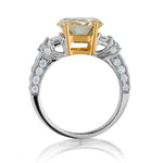 Ladies 18kt White Gold Diamond ring. 3.45 Brilliant Cut Natural Light Fancy Yellow