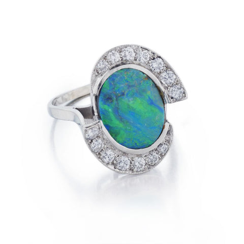 Oval-Shaped Opal & Brilliant Cut Diamond Plat Ring