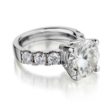Ladies 18kt White Gold Diamond Ring . 5.85 Tcw.