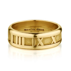 TIFFANY & Co Roman Atlas Numeral Band Ring in 18kt yellow gold.