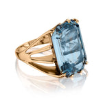 14kt Rose Gold Vintage Blue Topaz Ring. Circa 1940's.
