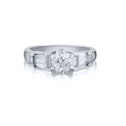 Ladies Platinum and Diamond Ring. 1.55ct Tw