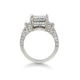 Ladies 18kt White Gold Diamond Ring.  5.05ct Tw