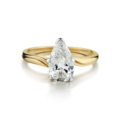 Ladies 14kt Yellow Gold Diamond Solitaire Pear Shape Ring. 1.33 Carat Weight