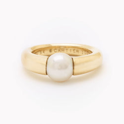 Cartier 8.5mm Cultured Pearl 18 Karat Yellow Gold Ring. Size 7.