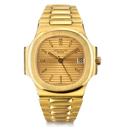 Mens Patek Philippe Nautilus in 18kt Yellow Gold. Ref: 3800/1