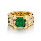 18kt Yellow Gold Green Emerald and Diamond Ring