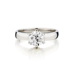 Ladies Platinum Diamond Solitaire Ring. 1.10 European Cut Diamond