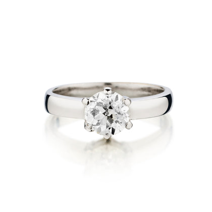 Ladies Platinum Diamond Solitaire Ring. 1.10 European Cut Diamond