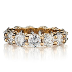 SPARKLER!! 14kt yellow gold diamond band. All the way around. 5.70ct Tw