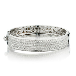 18kt White Gold Diamond Bangle Featuring 7.25ct Tw