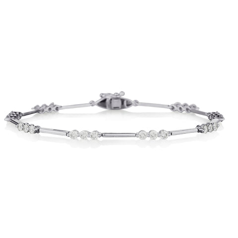 Ladies 18kt White Gold Diamond Tennis Bracelet. 1.20ct Total Weight