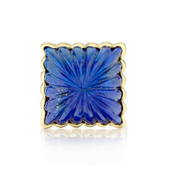 Unique 18kt Yellow Gold Card Lapis Lazuli Ring. Weight: 18.64