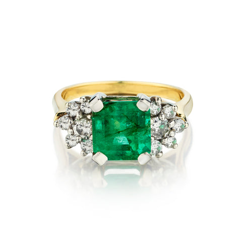 14kt Yellow Gold Green Emerald and Diamond Ring.