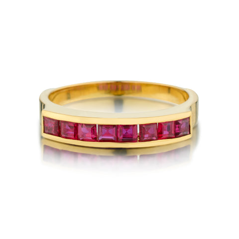18kt Yellow Gold Ruby Band.  8 x 0.60ct Tw
