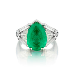 14kt White Gold Green Emerald and Diamond Ring. 3.20 Pear Shape