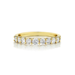 18kt Yellow Gold Diamond Band. 9 x 0.60ct Tw