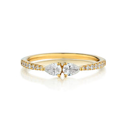 18kt Yellow Gold Diamond Band. 16 x 0.40 ct Tw