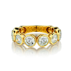 18kt Yellow Gold Diamond Band. 6 x 2.60ct Tw