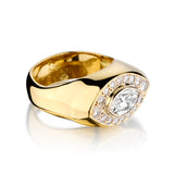 18kt Yellow Gold Diamond Ring. 1.58ct Tw