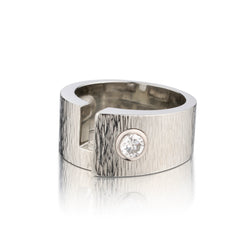 18kt White Gold Diamond Ring. 0.30ct Weight.