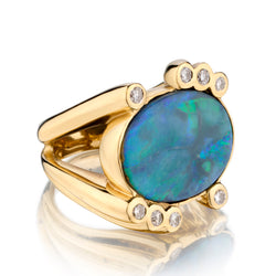 14kt Yellow gold Black Opal and Diamond Ring. 8 x 0.40ct Tw