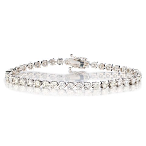 18kt White Gold Diamond "Tennis Bracelet". 6.00ct Tw