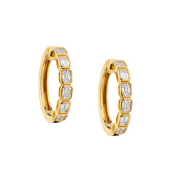 18kt Yellow Gold Diamond Hoop Earrings. 1.00ct Tw