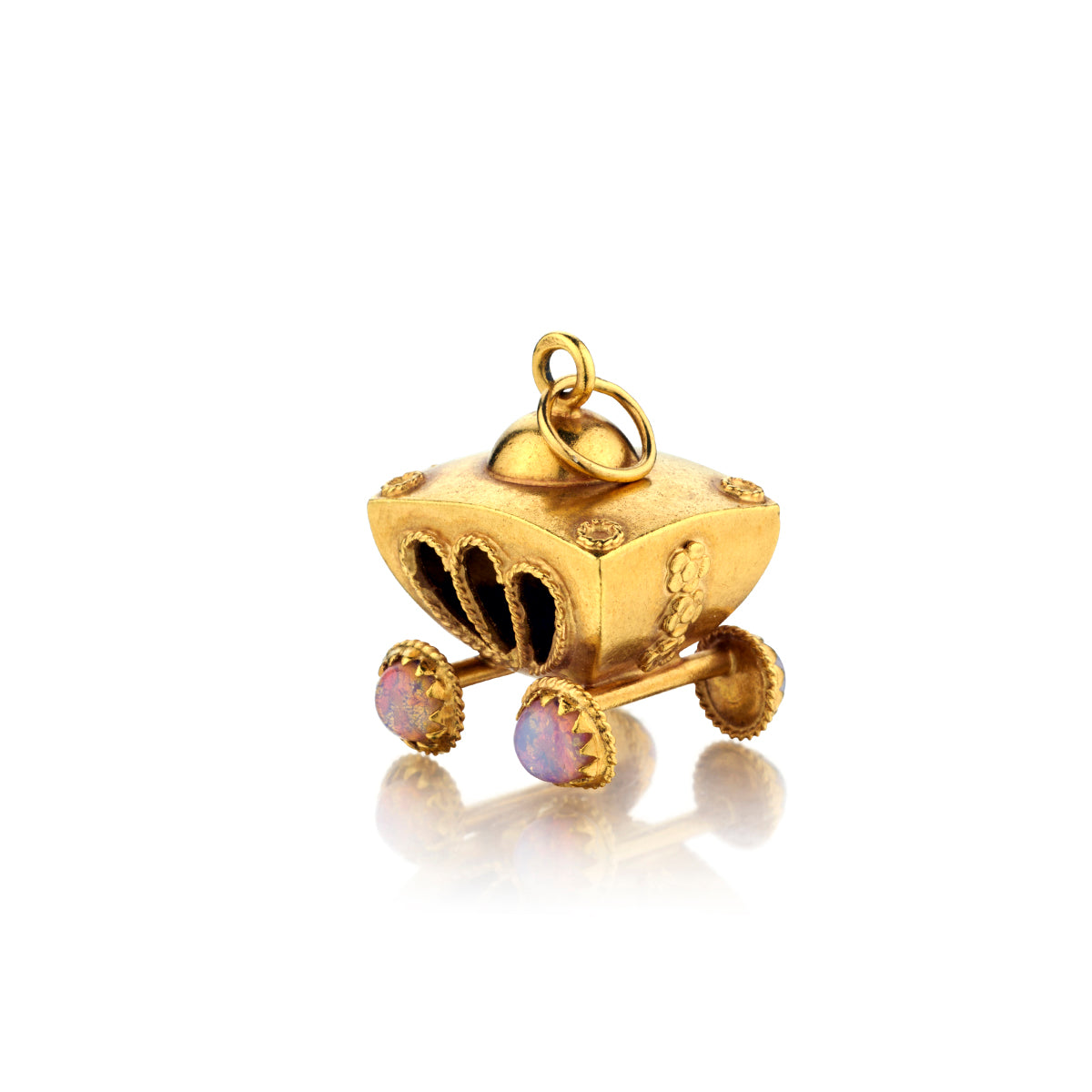18kt Yellow Gold Carriage Charm. 7.6 Grams