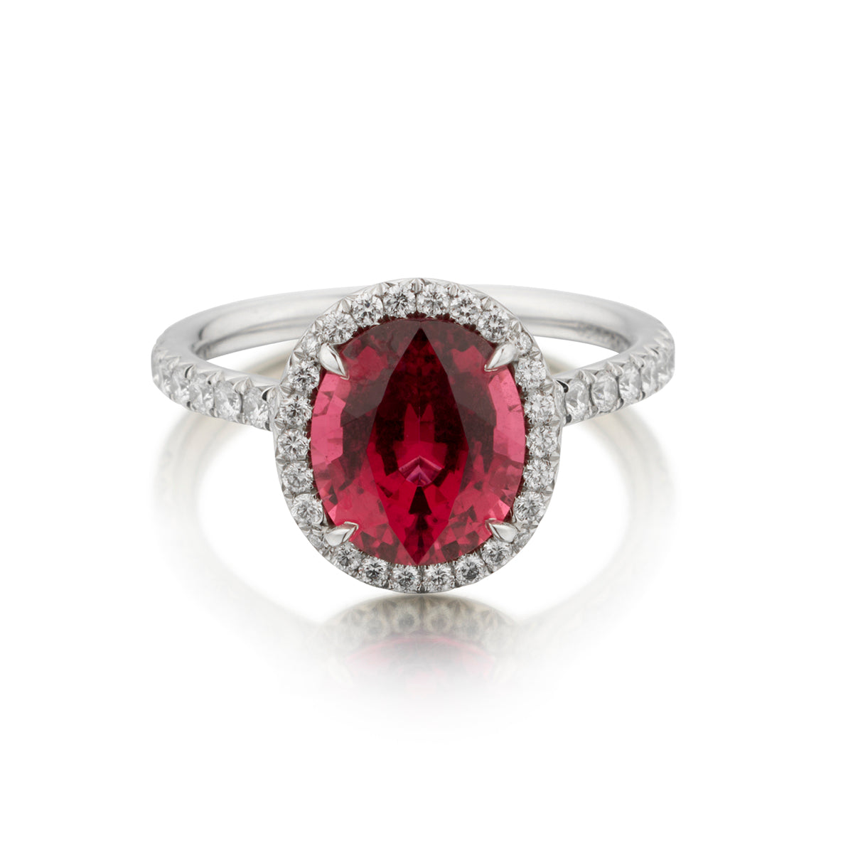 Tiffany & Co Platinum Unenhanced Red Spinel and Diamond Ring. 3.14 Carat