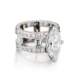 Platinum Ladies 3,60 ct Marquise Diamond on a Band.