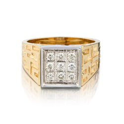 Mens 14kt Yellow Gold Diamond Ring. 0.90ct Tw