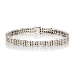 18kt White Gold Diamond Tennis Bracelet. 4.50ct Tw