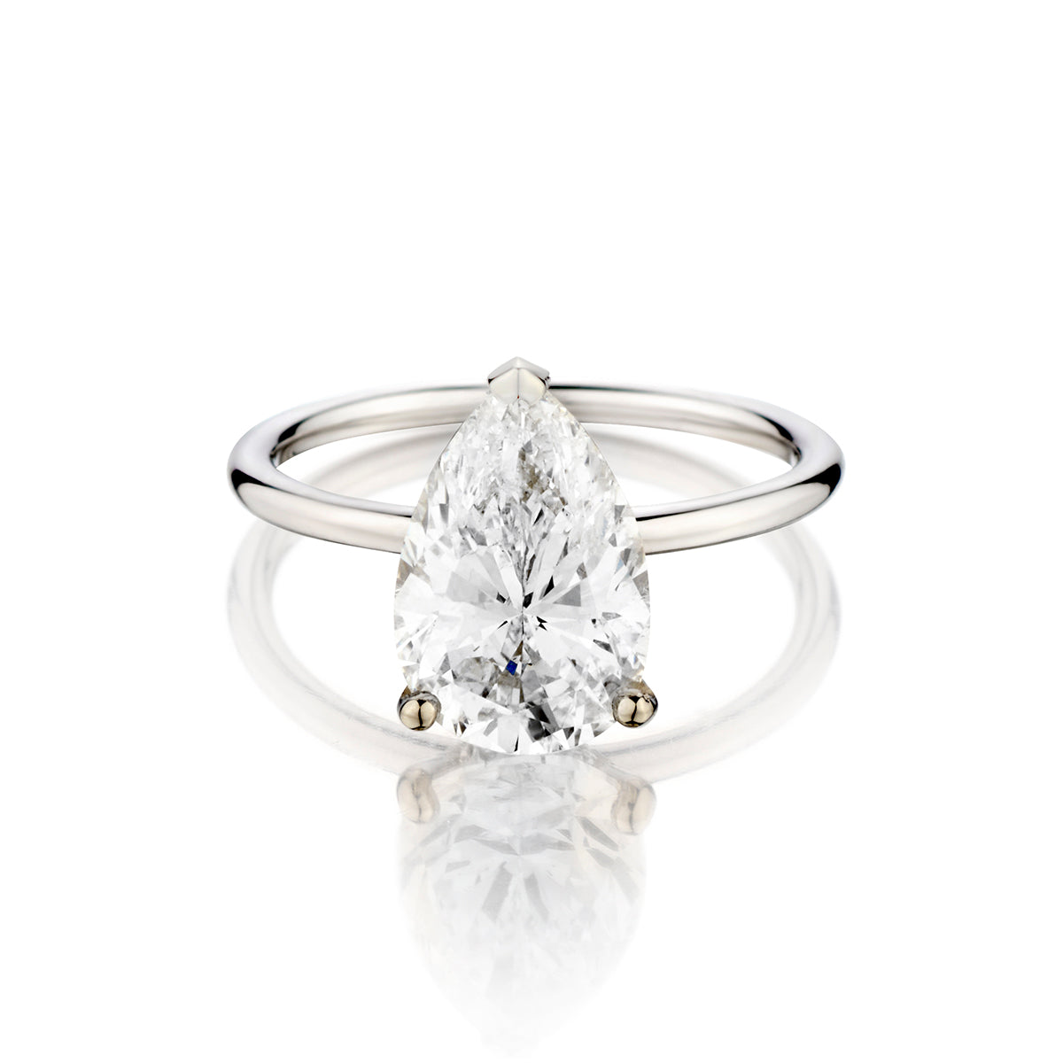 Ladies 18kt White Gold Natural Diamond Solitaire Ring. 3.18ct Pear Shape