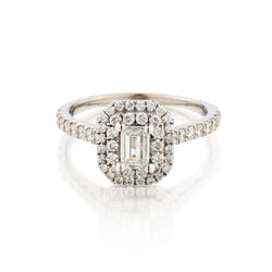 18kt White Good Diamond Ring. 0.45 Emerald Cut Daimond