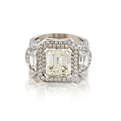 Ladies 14kt White Gold Diamond Ring. 5.30 Emerald Cut Diamond.