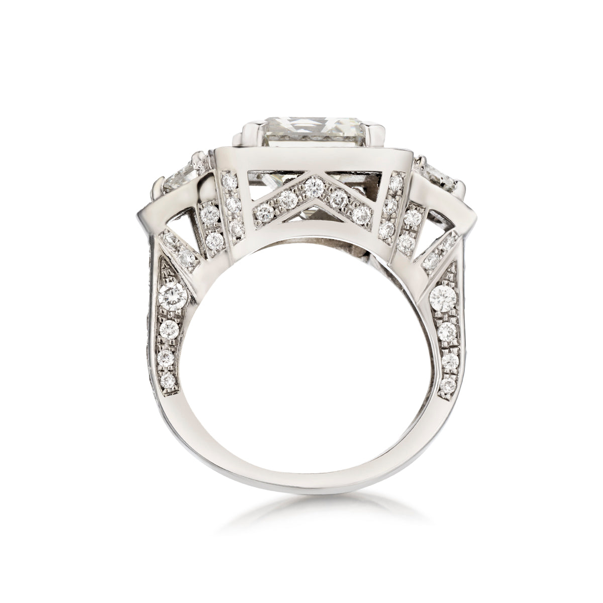 Ladies 14kt White Gold Diamond Ring. 5.30 Emerald Cut Diamond.