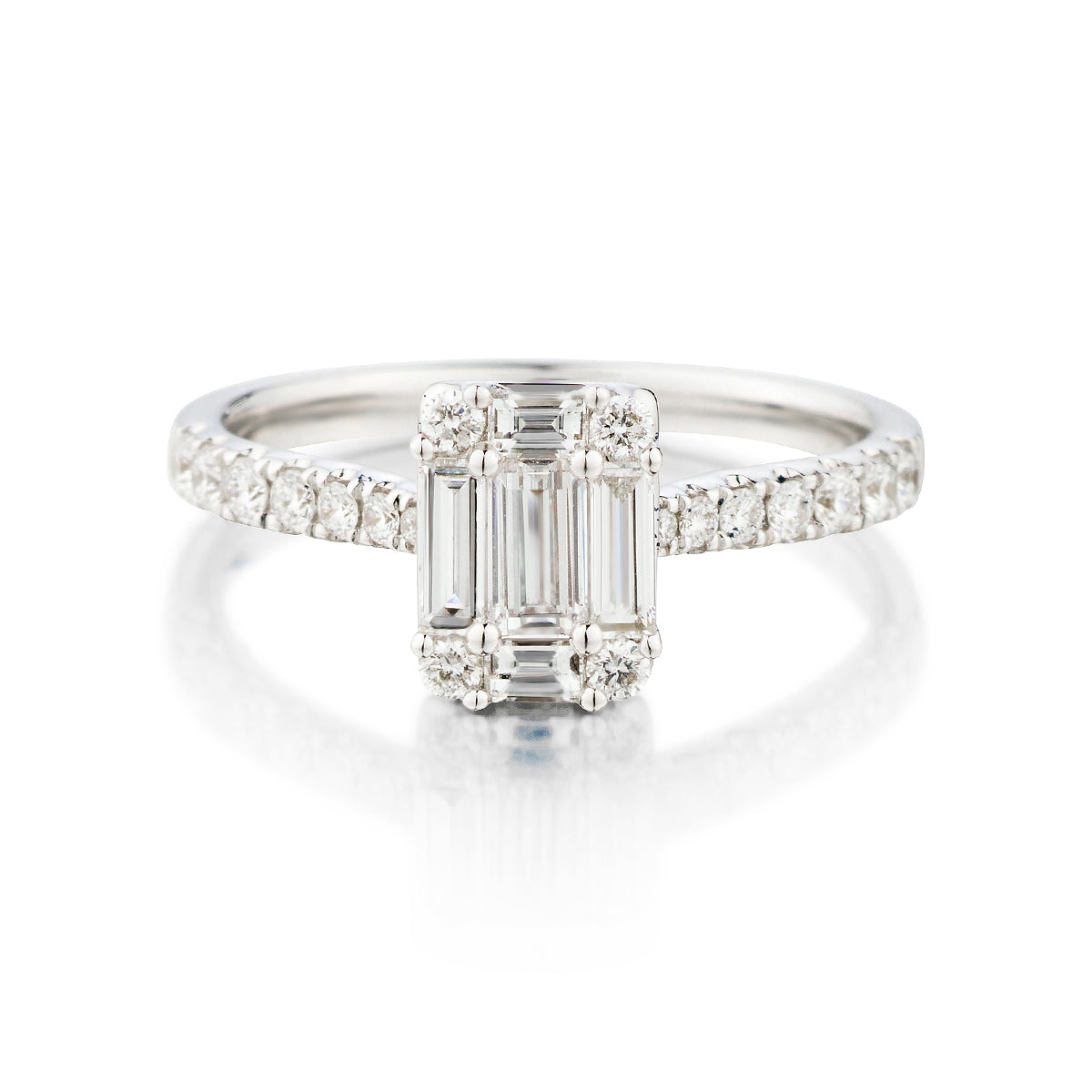 18kt White Gold Diamond Ring. 0.75ct Tw