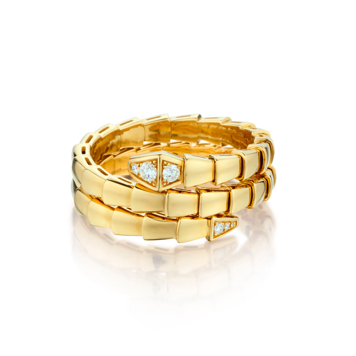 Bvlgari Viper Serpentini Ring in 18kt Yellow Gold.