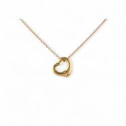 TIFFANY & CO. ELSA PERETTI 18KT YELLOW GOLD SMALL OPEN HEART ON A CHAIN