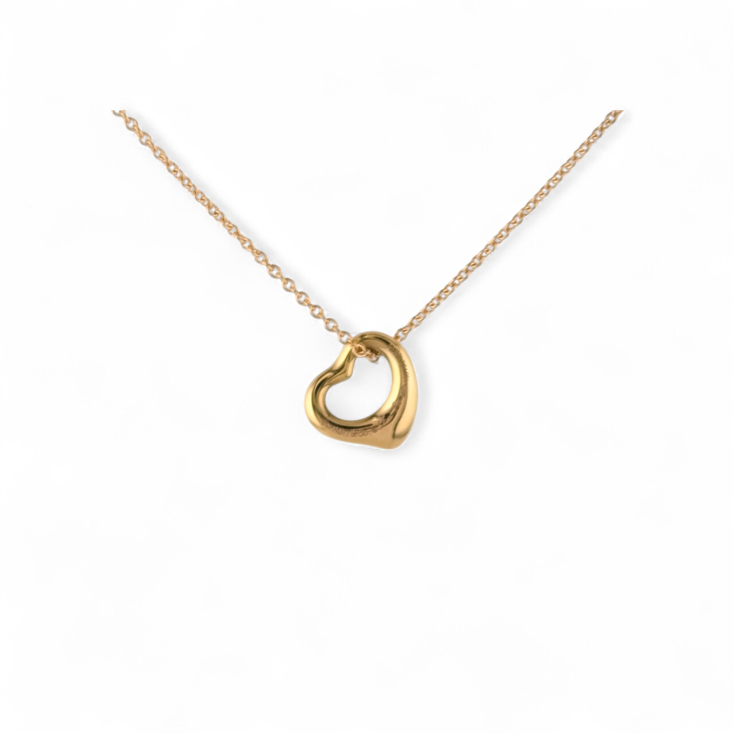 TIFFANY & CO. ELSA PERETTI 18KT YELLOW GOLD SMALL OPEN HEART ON A CHAIN